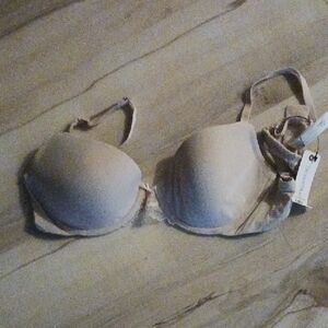 Everyday Smooth Molded Bra - Light Beige